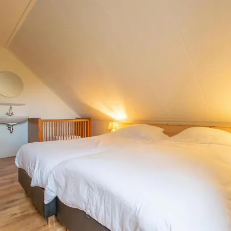 By Romme Holiday home Diessen